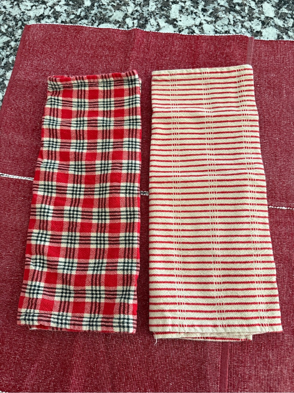 Hearth and Hand vintage kitchen hand towels. In great gently used condition.